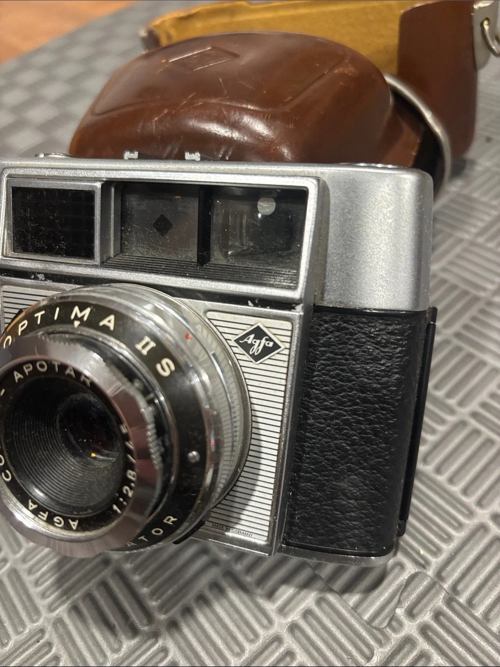 Vintage Agfa Optima II S Vintage 35mm Camera - Black/Silver